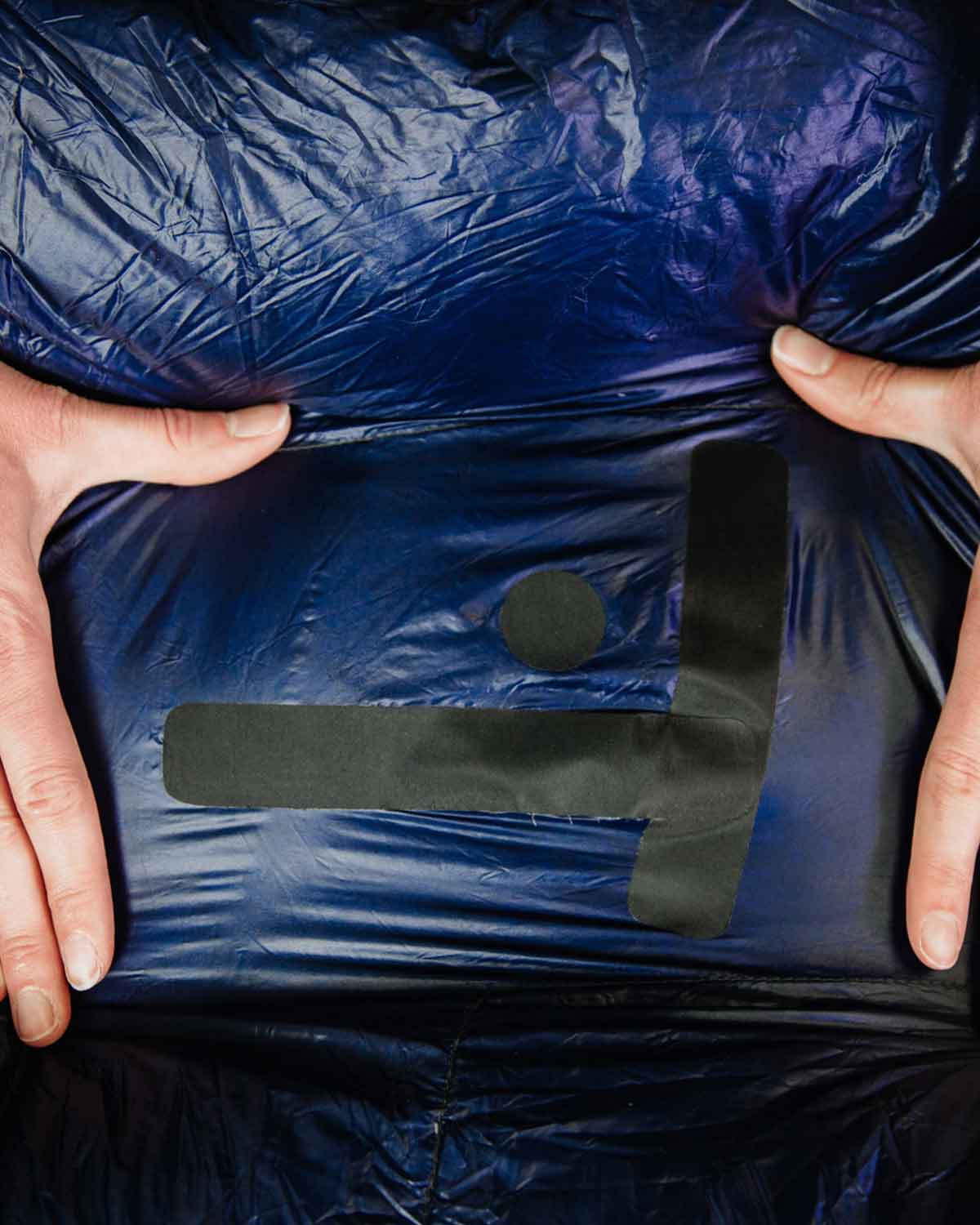 Enlightened Equipment Repair Kit|純正リペアキット(補修用パッチ)|公式補修手順画像(手順3)