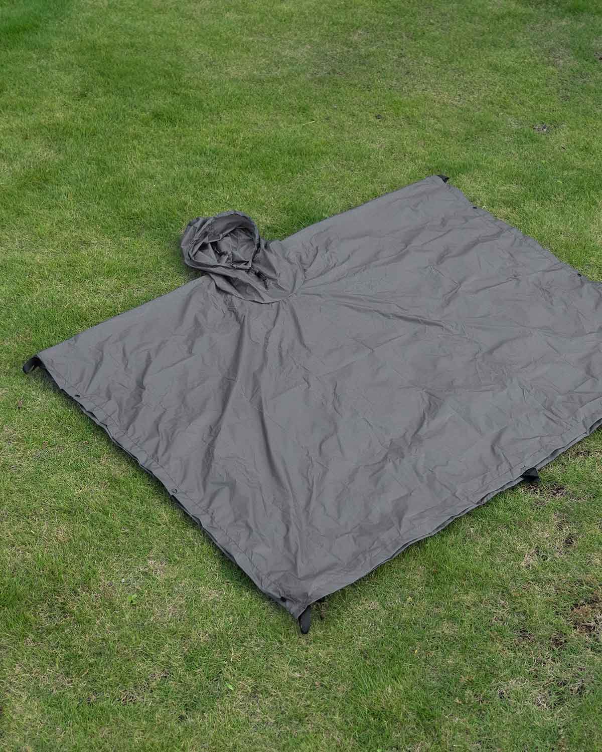 Equinox Ultralite Poncho Shelter|展開イメージ