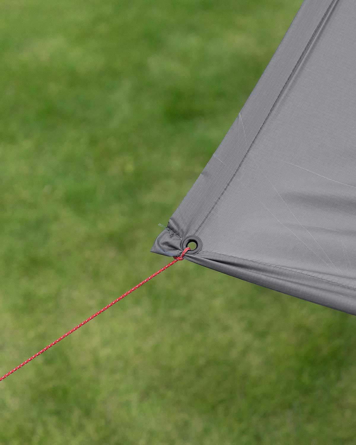 Equinox Globe Skimmer Ultralite Tarp|グロメット詳細