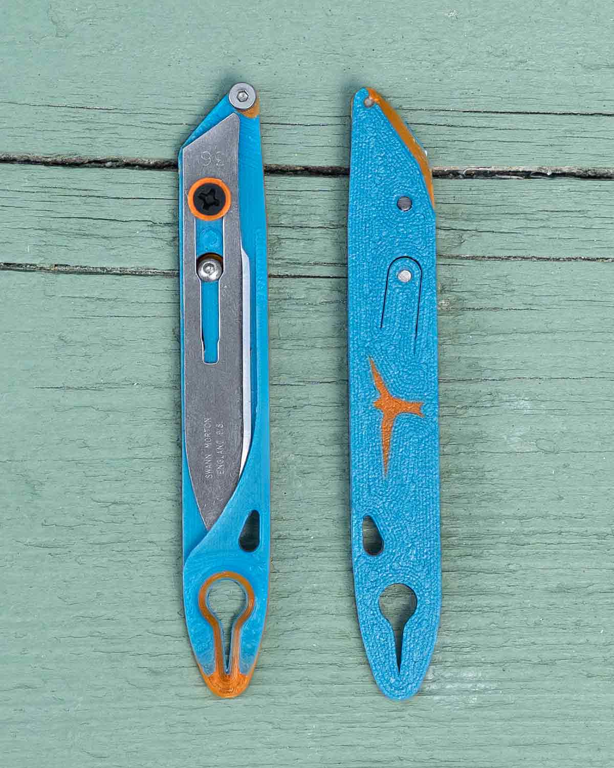 Gear Swifts Scalpel Knife No.36 Tick Remover|製品画像(Blue / Orange)