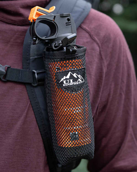 ULA Equipment Deploy|使用画像|ショルダーストラップに取り付けた状態