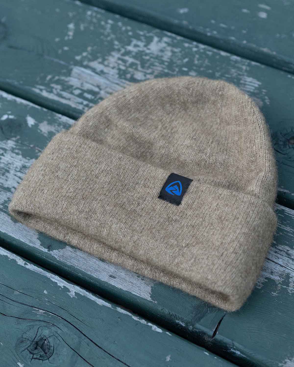 Zpacks Brushtail Possum Beanie|Natural(ナチュラル)|斜めからのビュー