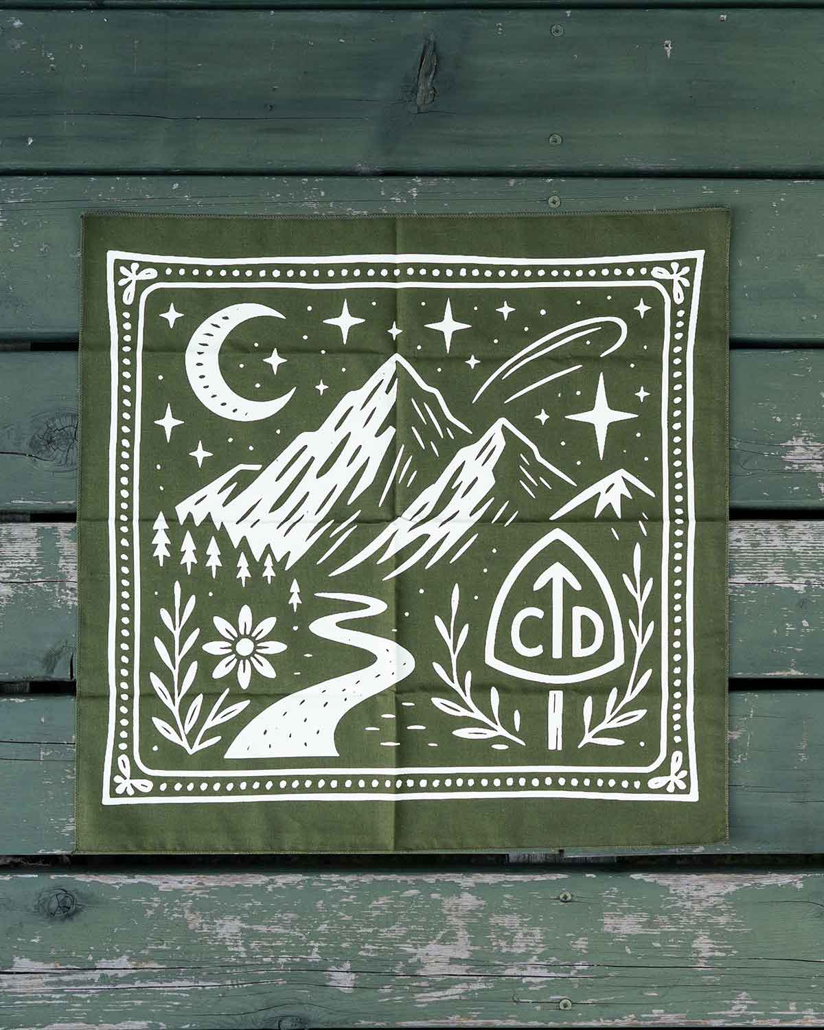 CDT Dark Sky Bandana 製品画像｜コンチネンタル・ディバイド・トレイル公式デザインのコットンバンダナ