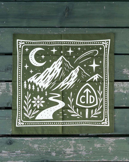 CDT Dark Sky Bandana 製品画像｜コンチネンタル・ディバイド・トレイル公式デザインのコットンバンダナ