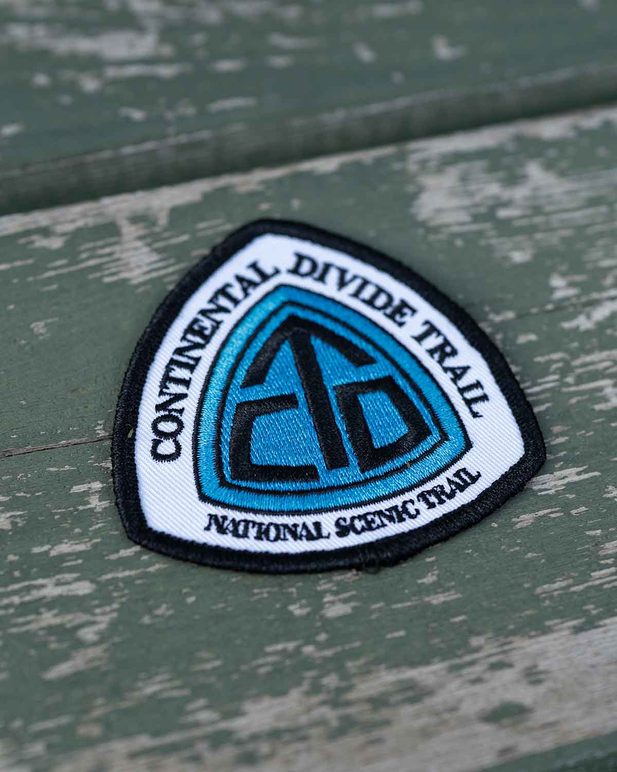 CDT Patch（コンチネンタル・ディバイド・トレイル公式ワッペン）の表面ディテール