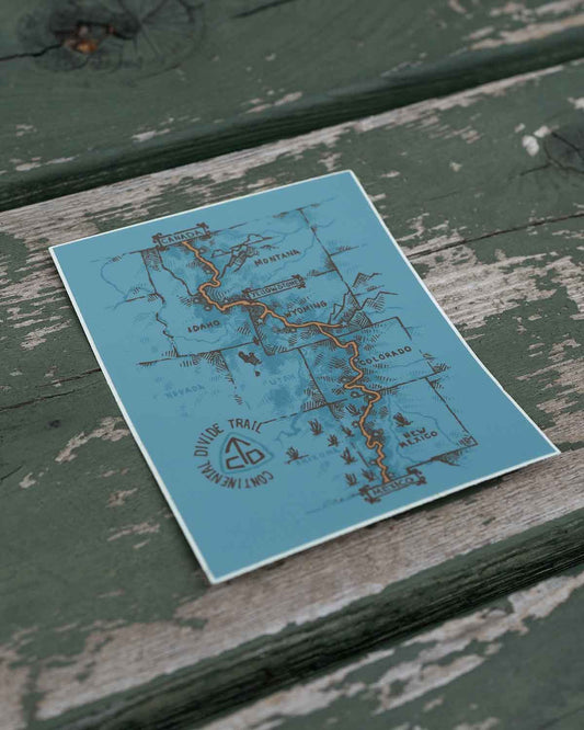 CDT Trail Map Sticker｜公式ステッカー製品画像｜斜めからのビュー