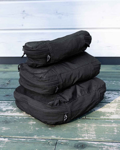 ULA Equipment Conforming Compression Cubes｜3サイズを重ねた状態（製品外観）