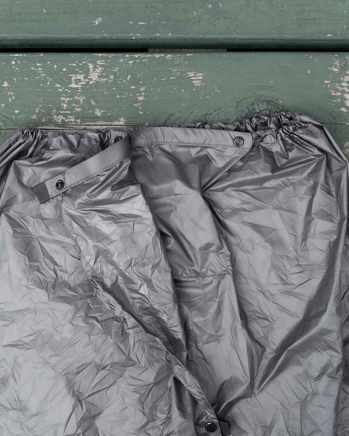 Enlightened Equipment Rain Wrap｜ウエストのスナップボタン 詳細画像