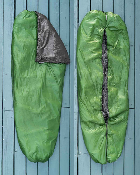 Enlightened Equipment Revelation APEX 40°F｜製品画像（正面と背面）