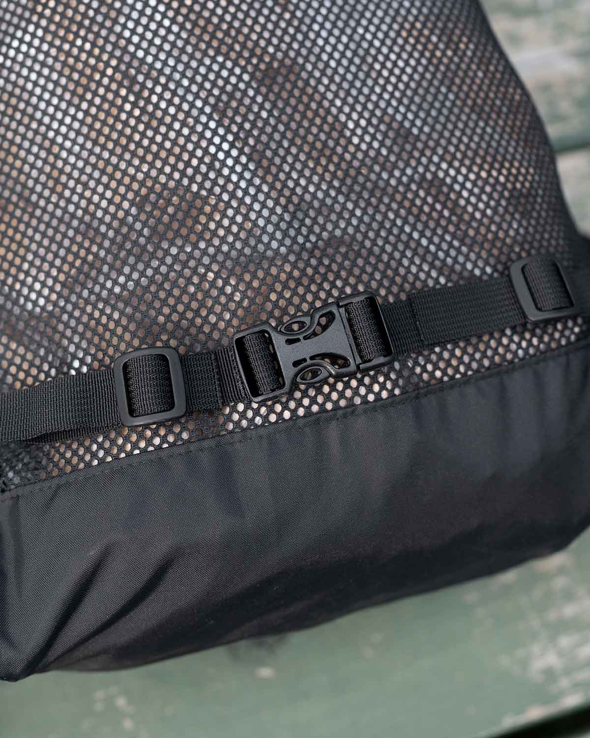 Equinox Parula Ultralite Daypack｜ウエストベルトのディテール画像