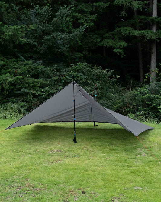 Equinox Globe Skimmer Ultralite Tarp 8×10 Gray｜設営イメージ