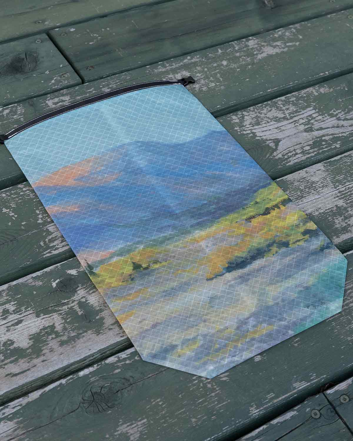 High Tail Designs TX50 Stuff Sacks Large｜Hannah Beimborn Pastel Meadows｜プリントディテール