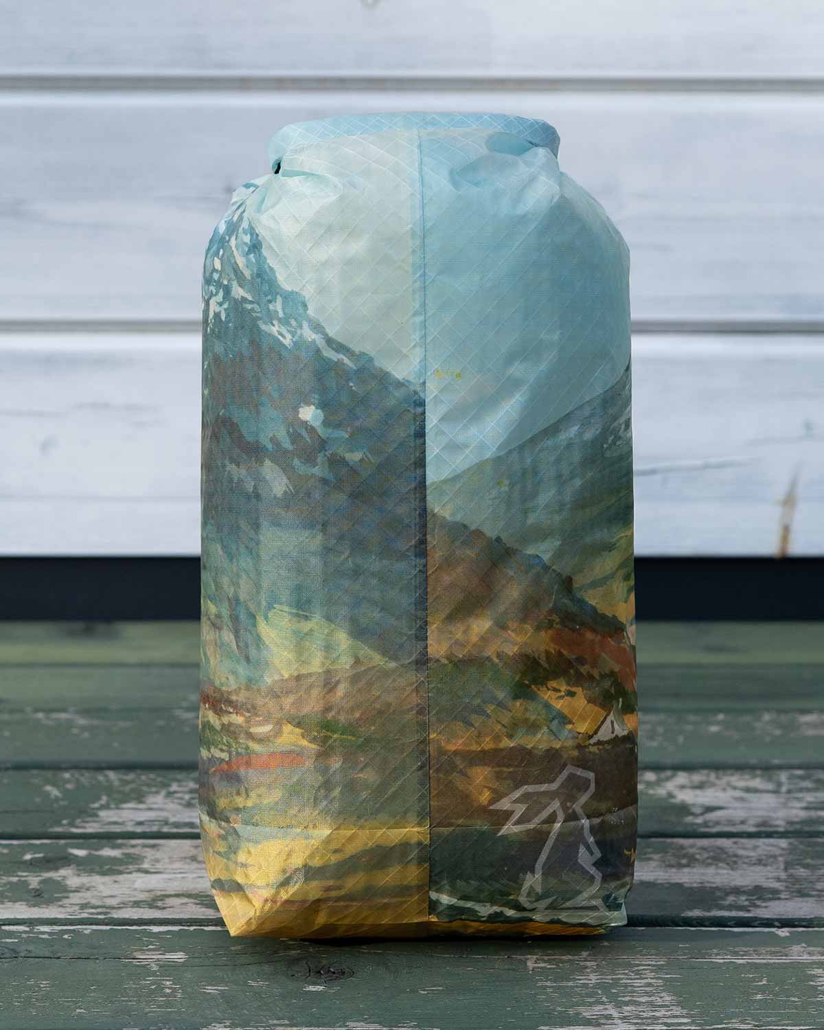 High Tail Designs TX50 Stuff Sacks Large｜Hannah Beimborn Wilderness Stay｜背面