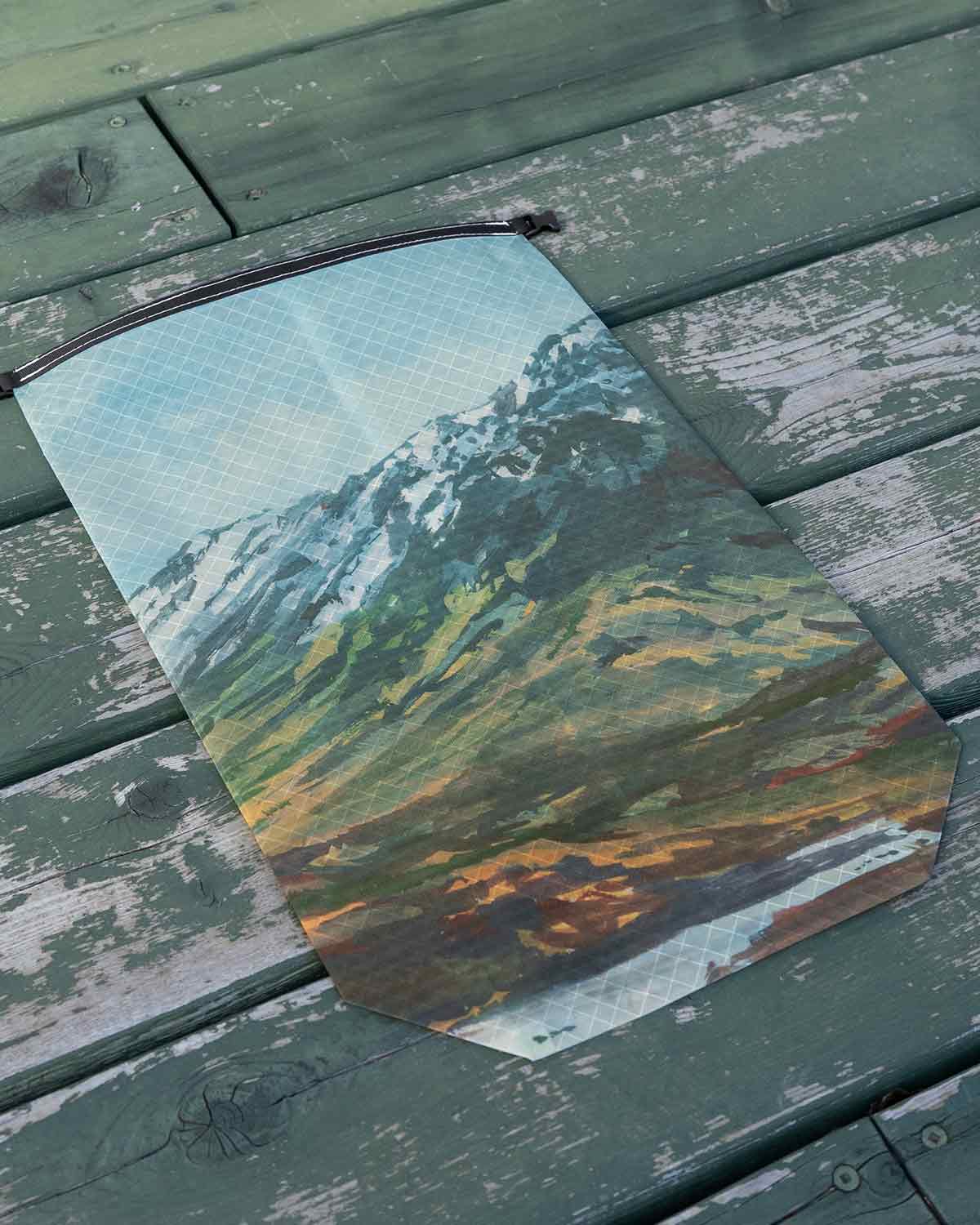 High Tail Designs TX50 Stuff Sacks Large｜Hannah Beimborn Wilderness Stay｜プリントディテール