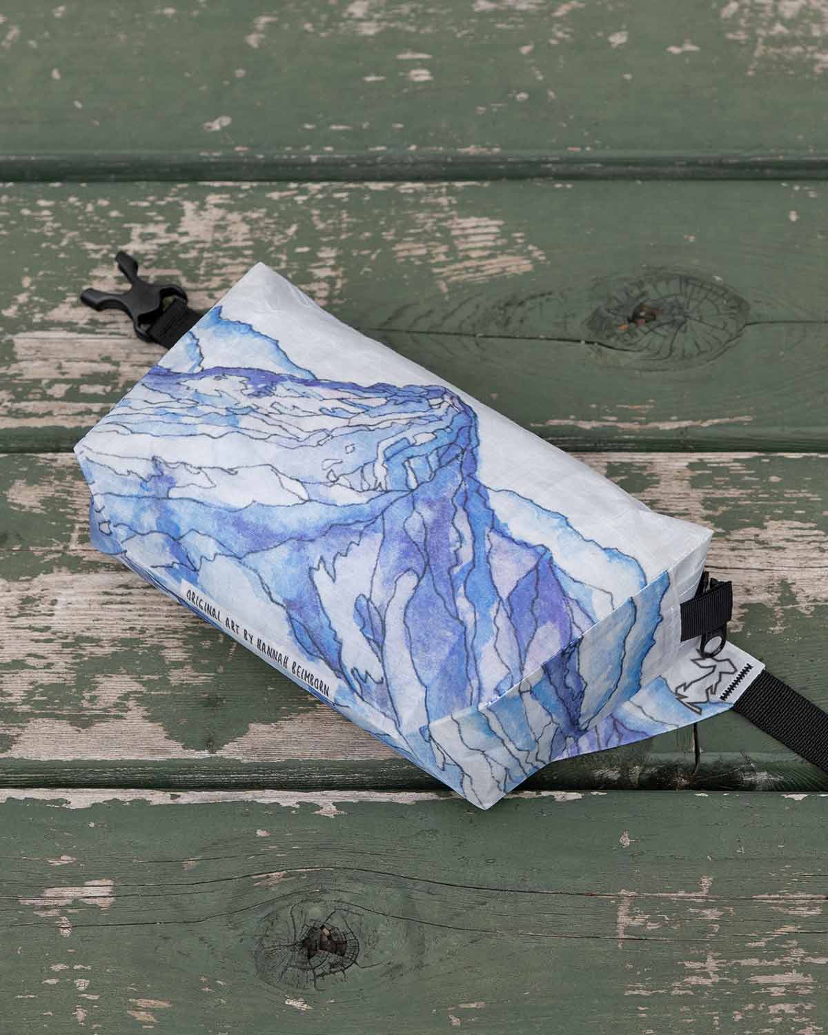 High Tail Designs｜Ultralight Fanny Pack｜Hannah Beimborn Snow Peak｜使用イメージ
