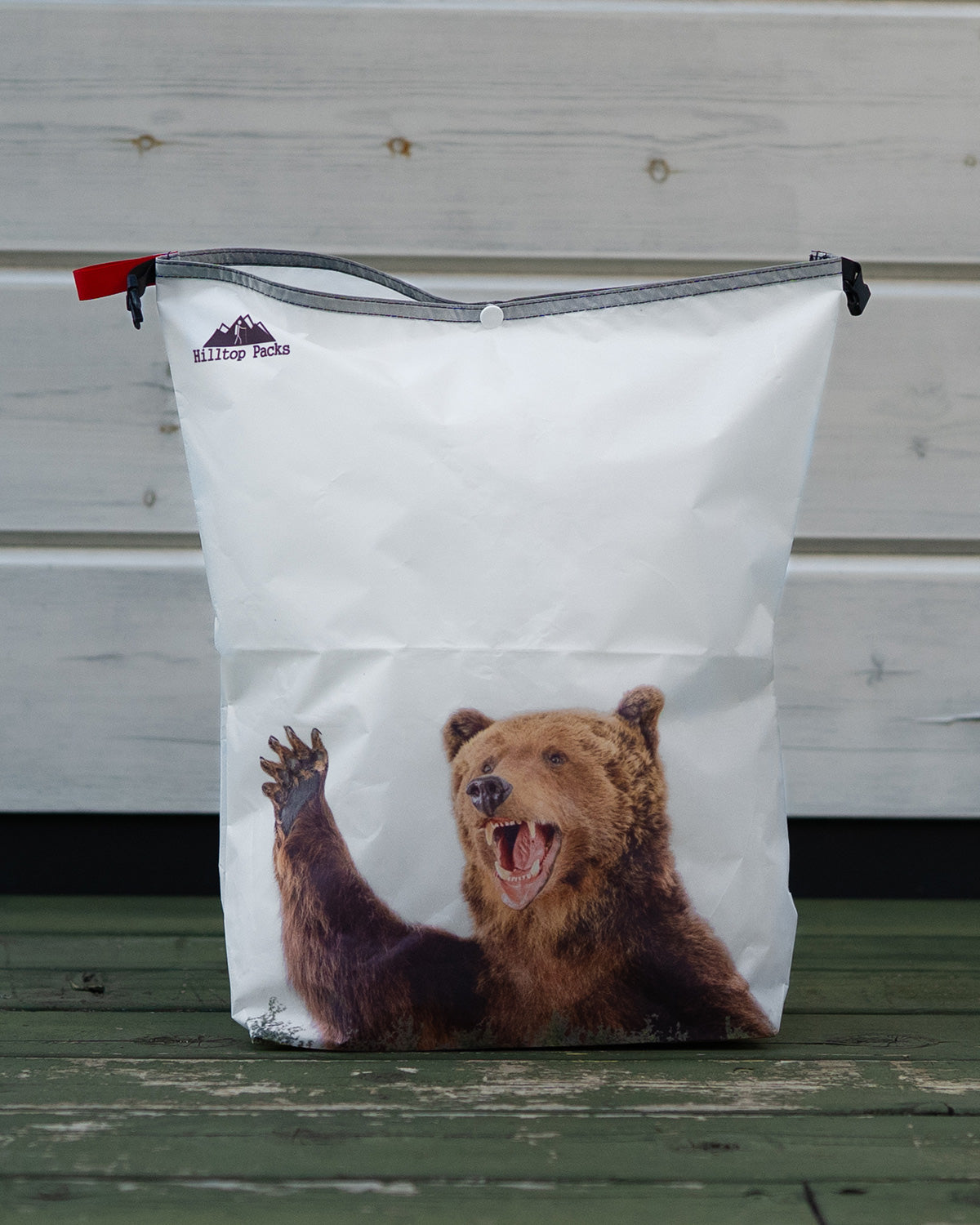 Hilltop Packs フードバッグ Fun Print Yo Bear Large｜製品画像 熊プリントデザイン 大容量防水バッグ
