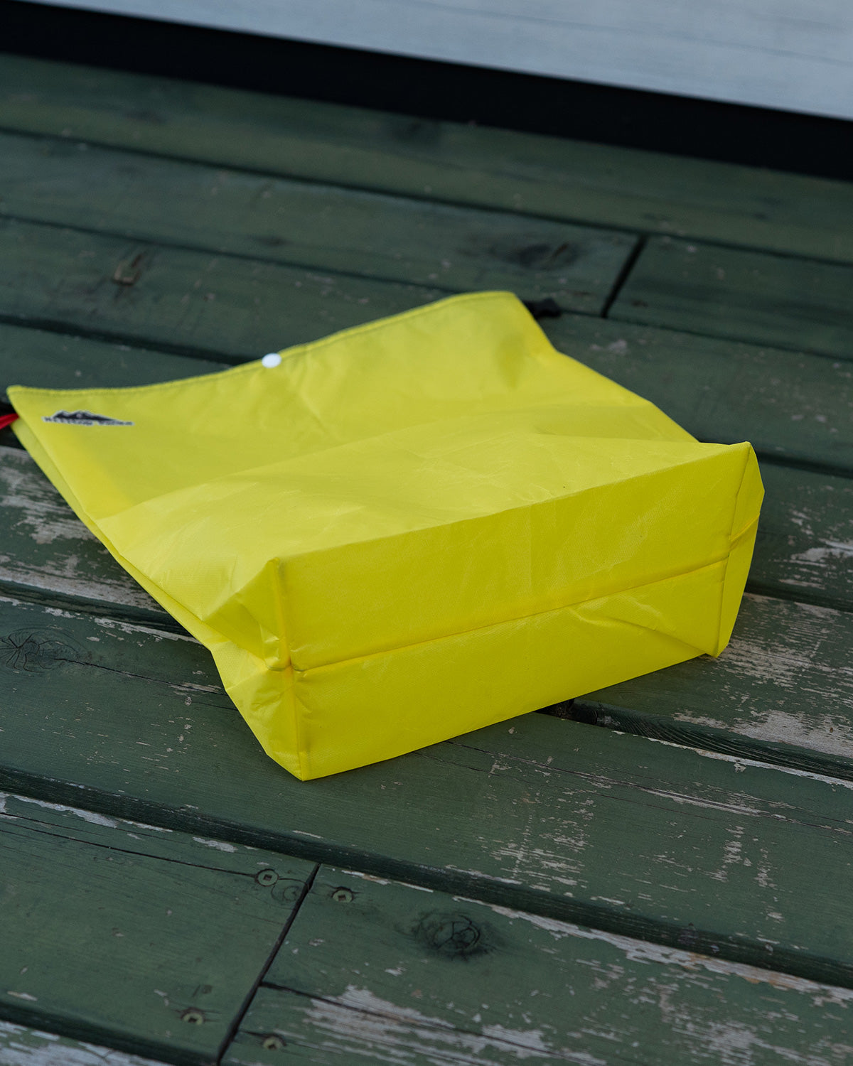 Hilltop Packs Food Bag Solid Colors Large｜製品ディテール画像｜底面の形状（Yellow）