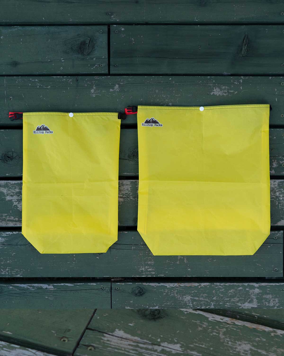 Hilltop Packs Food Bag Solid Colors｜Small と Large のサイズ比較画像（Yellow）