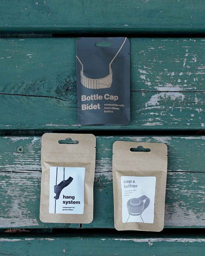 Igneous Bottle Cap Bidet・Hang System・Cap & Tether｜3アイテム パッケージ画像