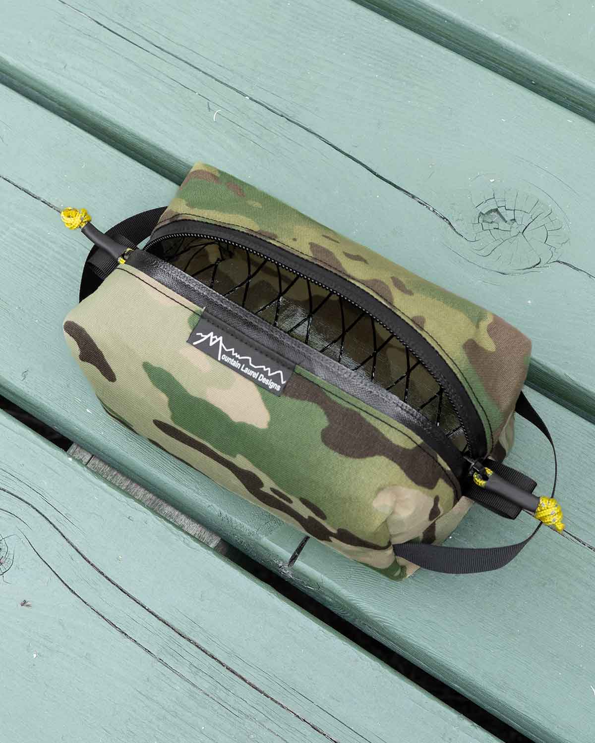 Mountain Laurel Designs Dopp Kit Bag｜X-Pac Camo 内部のディテール