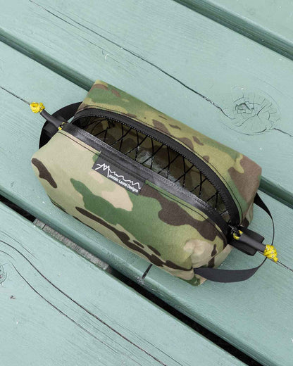 Mountain Laurel Designs Dopp Kit Bag｜X-Pac Camo 内部のディテール