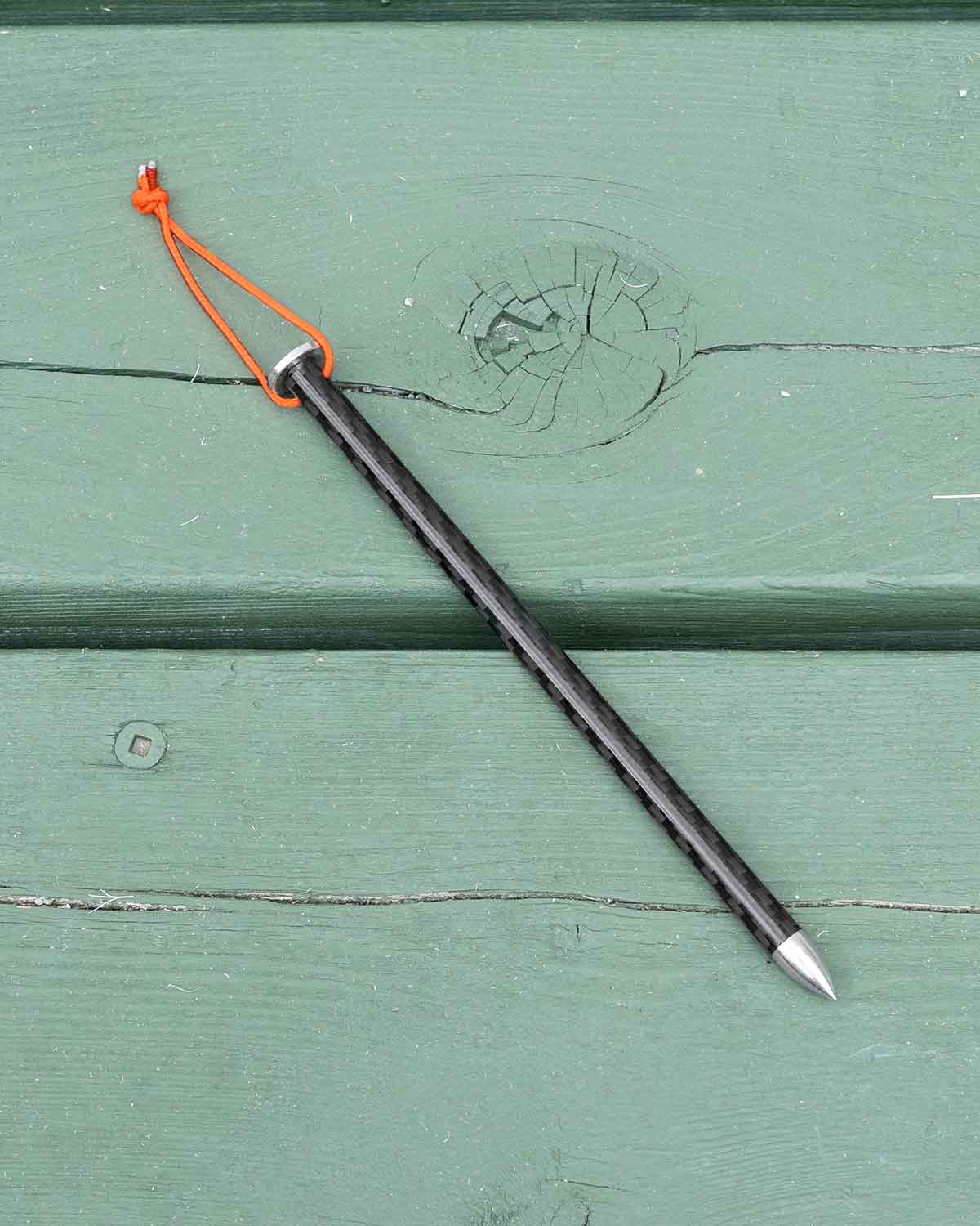 Mountain Laurel Designs Carbon Fiber NanoNail Tent Stakes｜製品画像（6.5インチ）