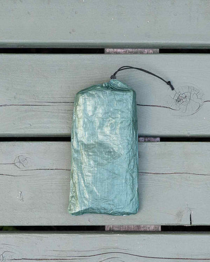 Mountain Laurel Designs DCF Ground Cloth｜スタッフサックへの収納イメージ