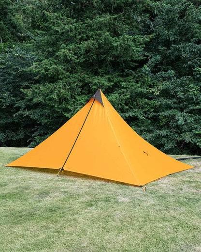 Mountain Laurel Designs DuoMid Orange｜斜めから見た設営イメージ