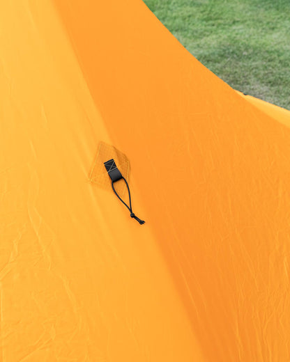 Mountain Laurel Designs SoloMid XL Orange｜背面のタイアウトポイントのディテール
