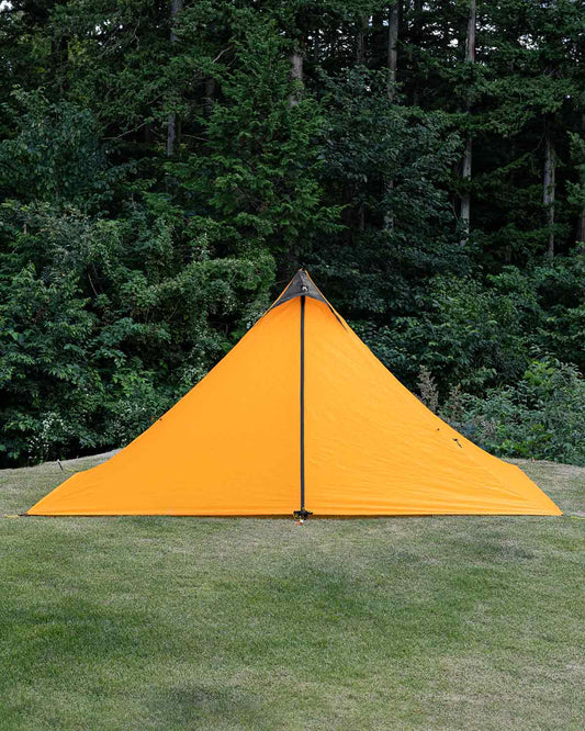 Mountain Laurel Designs SoloMid XL Orange｜正面から見た設営イメージ