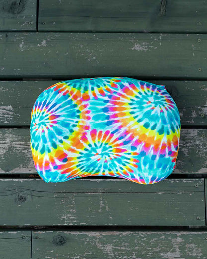 Pillow Strap Prismatic Springs 製品画像｜カラフルな模様のキャンプ用ピローケース