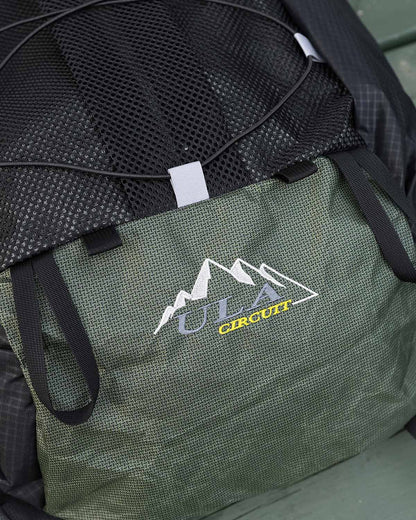 ULA Equipment Circuit｜25周年 Green Ultra 400Xモデル フロントロゴと素材ディテール