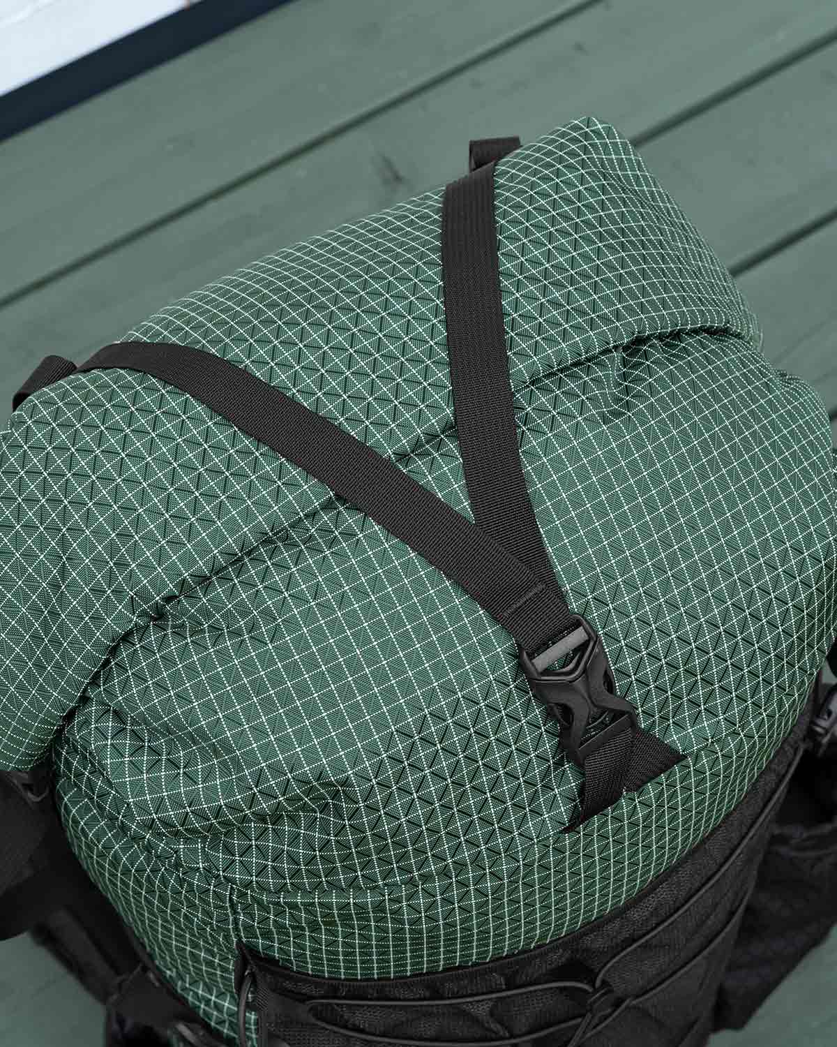 ULA Equipment Circuit SV｜ディテール画像 トップのYストラップ（Green／Robic）