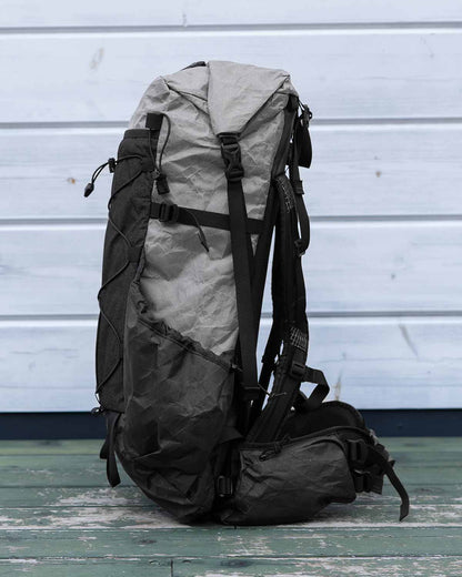 ULA Equipment Circuit SV｜製品画像 真横（Grey／Ultra）