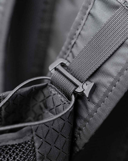 ULA Equipment Deploy｜ディテール画像｜スリッククリップ（デイジーチェーンへの取り付け用パーツ）