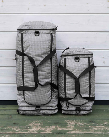 ULA Equipment DLX Duffle Bag｜Grey 45L・70L サイズ比較（製品画像2）