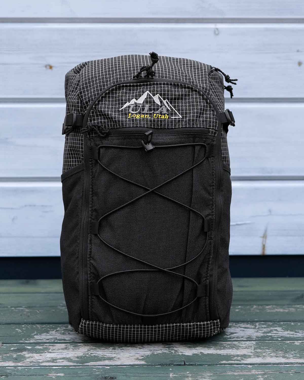 ULA Equipment Dragonfly｜Black Robic モデル（フロントビュー）