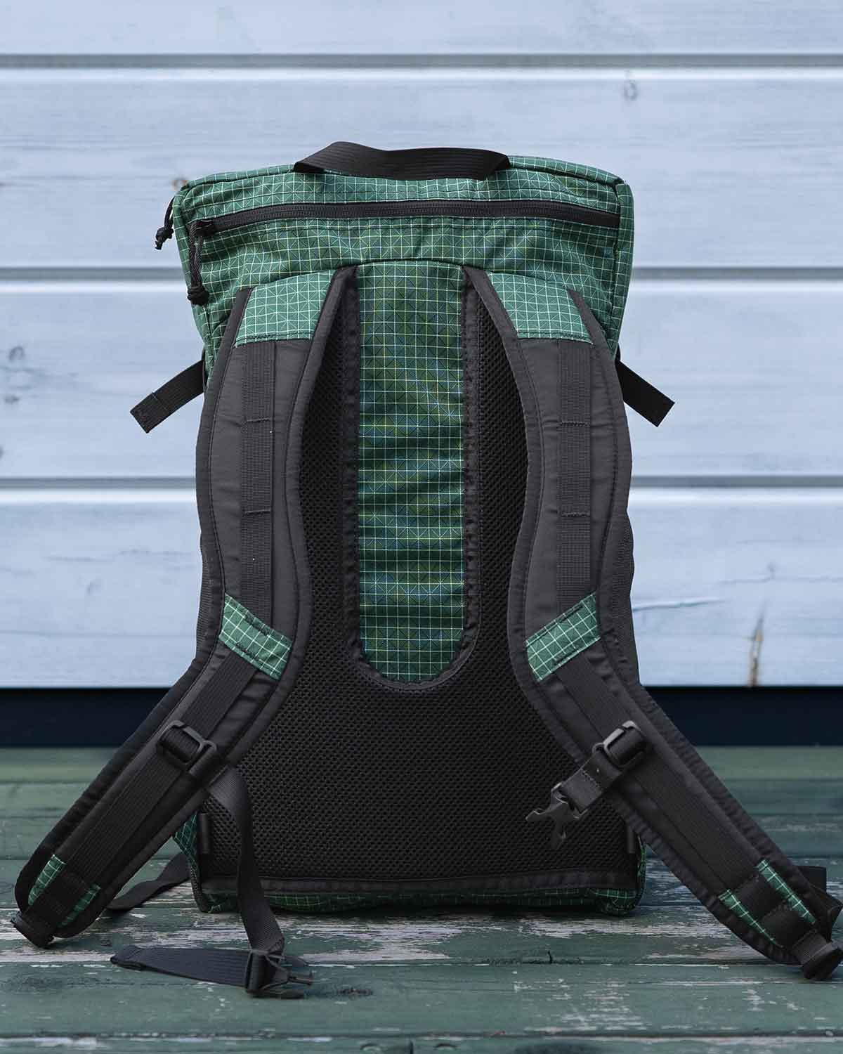 ULA DRAGONFLY｜Green Robic モデル 背面（製品画像）