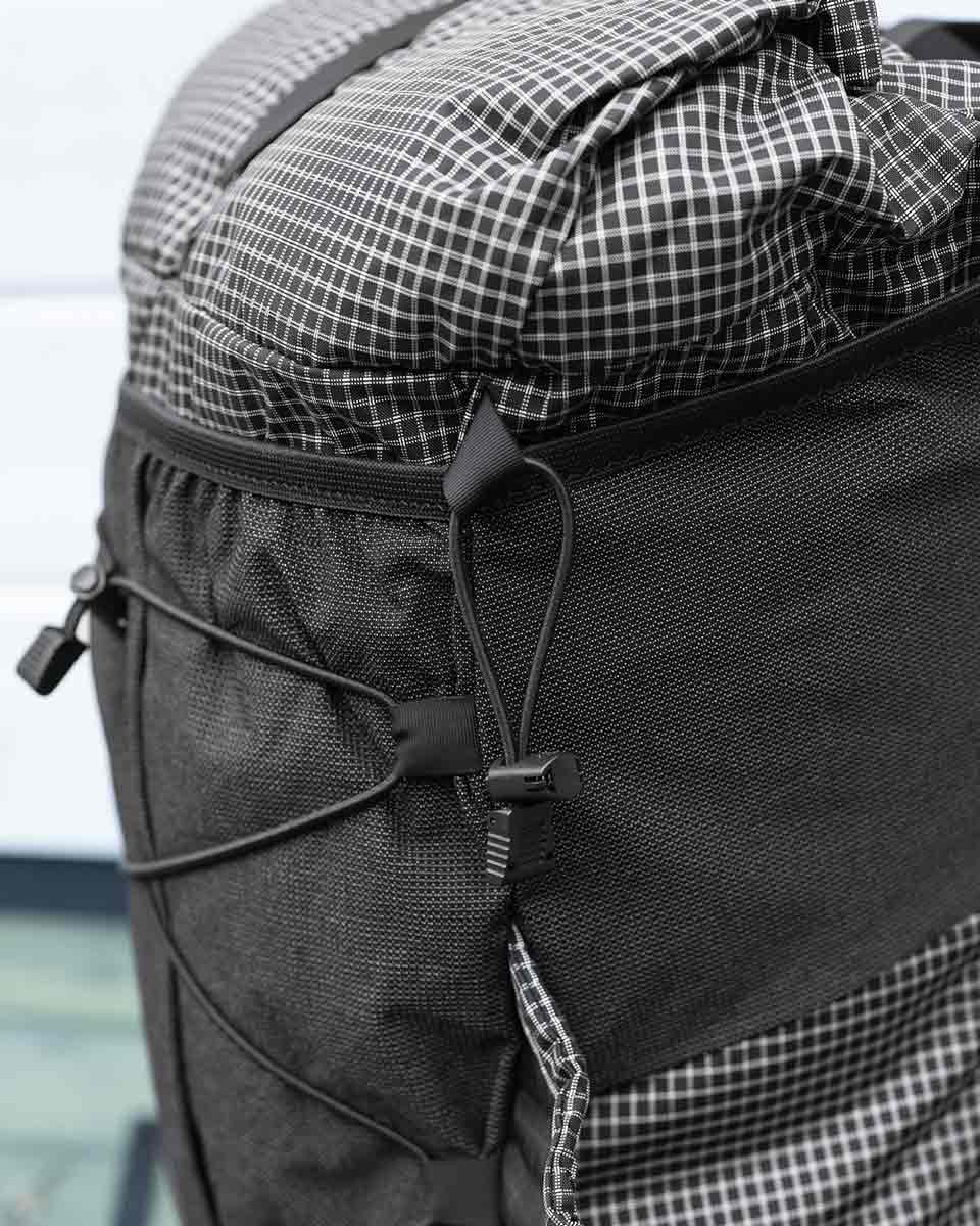 ULA Equipment Nexus｜ディテール画像 フロント＆サイドメッシュ（Black Beauty／UltraGrid）