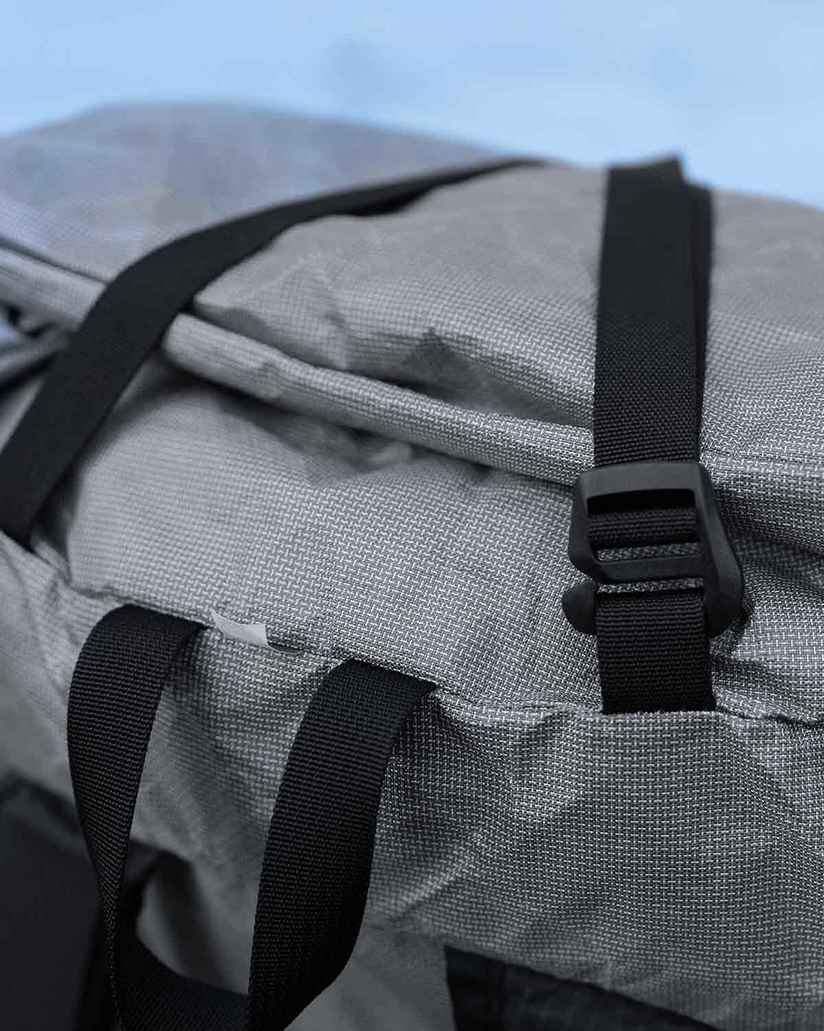 ULA Equipment Nexus｜ディテール画像 トップのYストラップ（フック部分）（Silverado／ULTRA X）