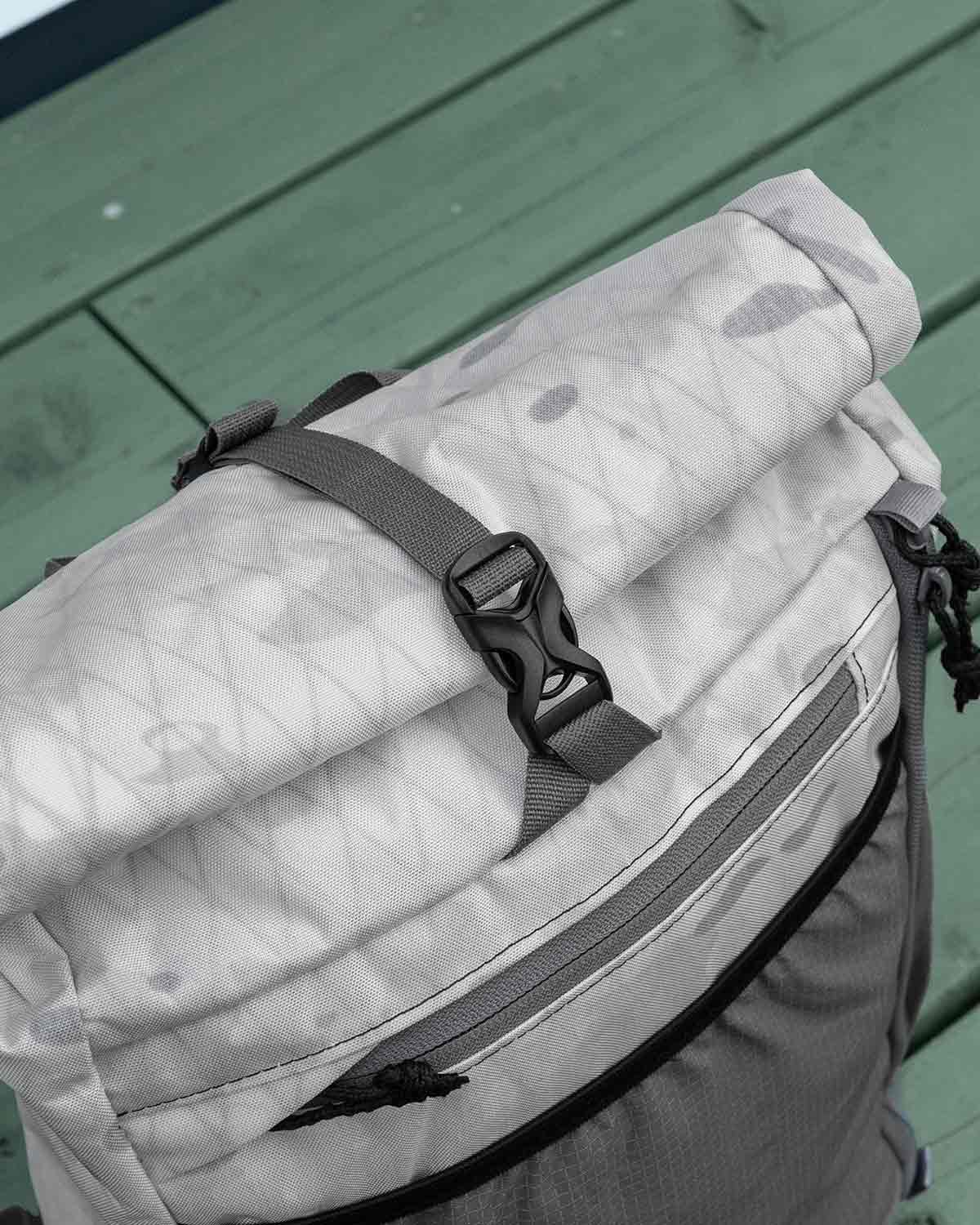 ULA Equipment Node｜Bespoke｜ロールトップのディテール