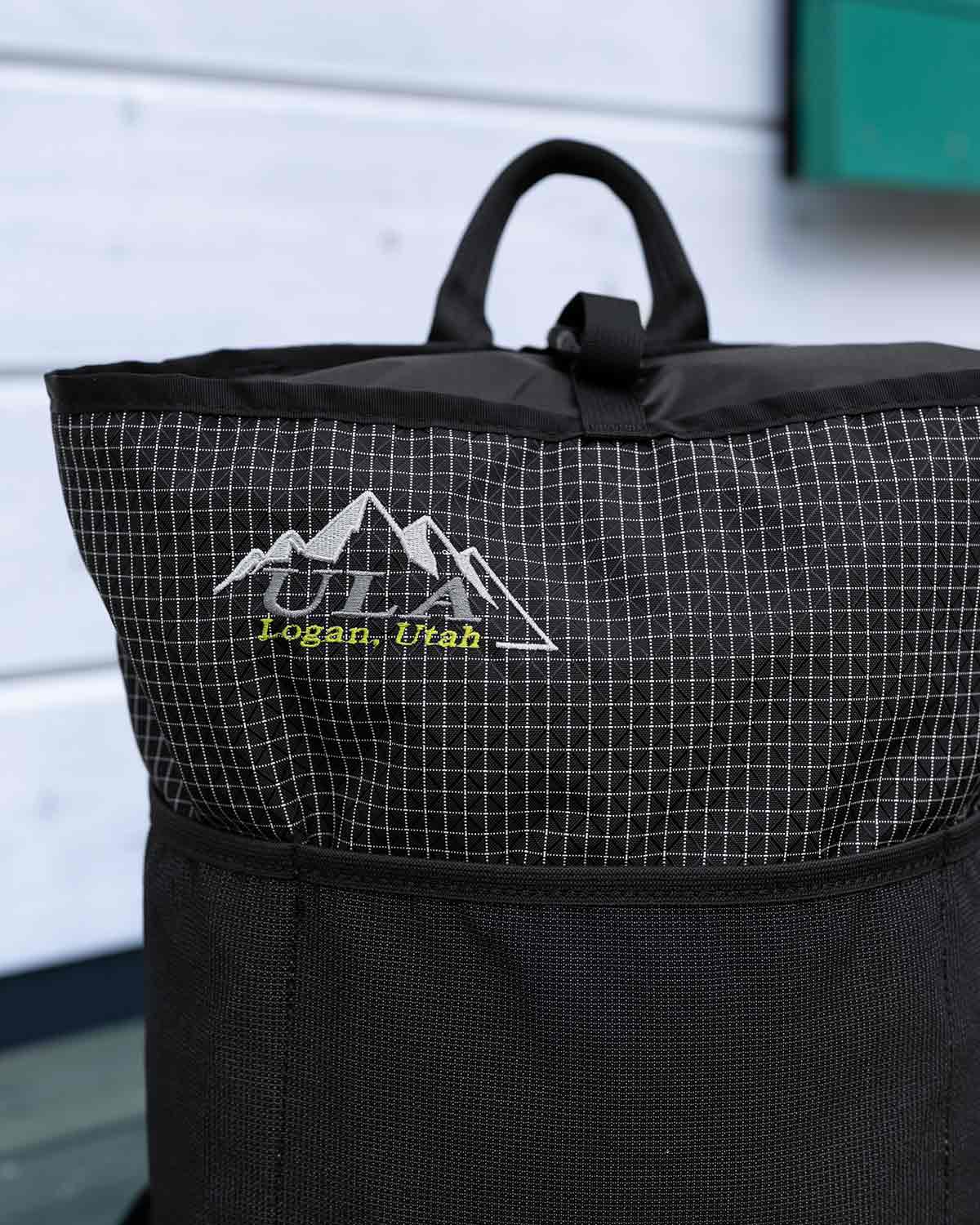 ULA Equipment Robic Packrat（ロビック・パックラット） Black｜ディテール画像 刺繍ロゴ 素材感