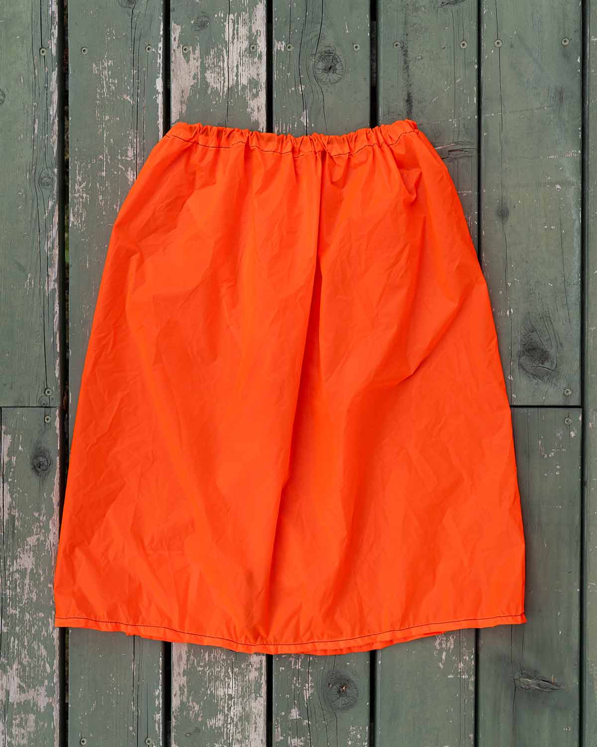 ULA Equipment Rain Kilt｜製品画像（Fluorescent Orange）