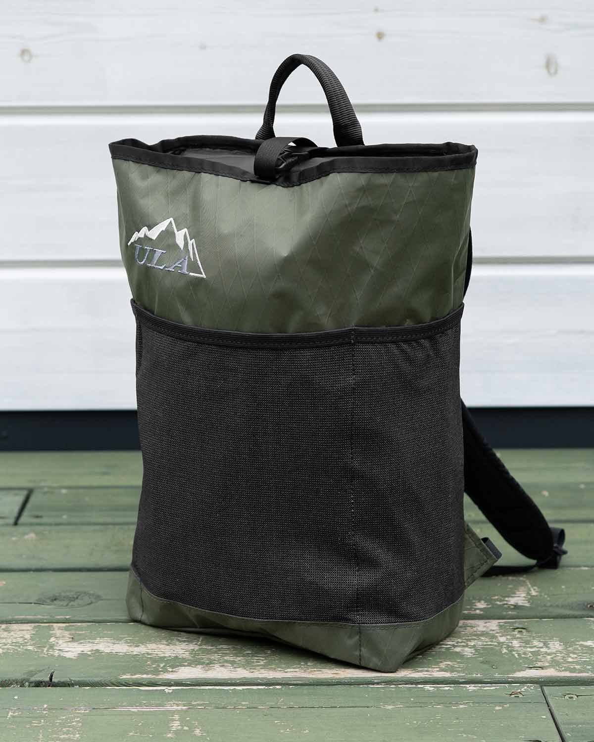 ULA Equipment X-Pac Packrat｜製品画像（ダークグリーン／斜めからのビュー）