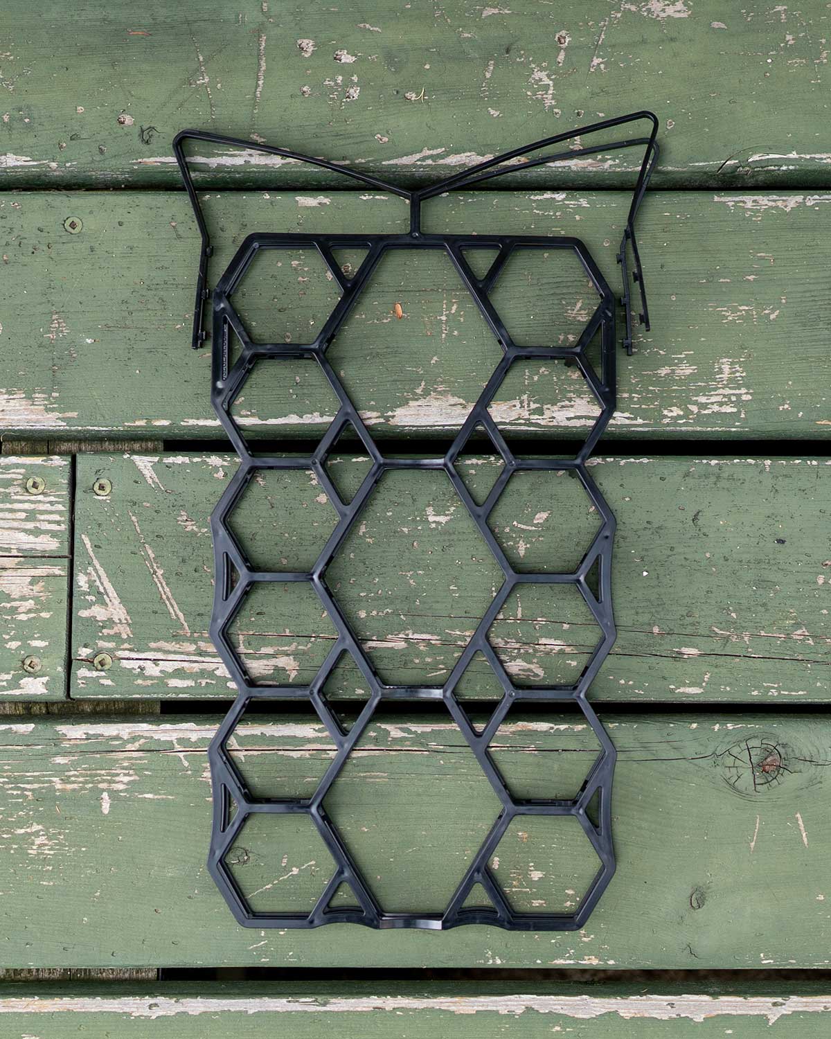 Vaucluse Ultralight Backpack Ventilation Frame 製品画像 ブラック 軽量ベンチレーションフレーム ULギア