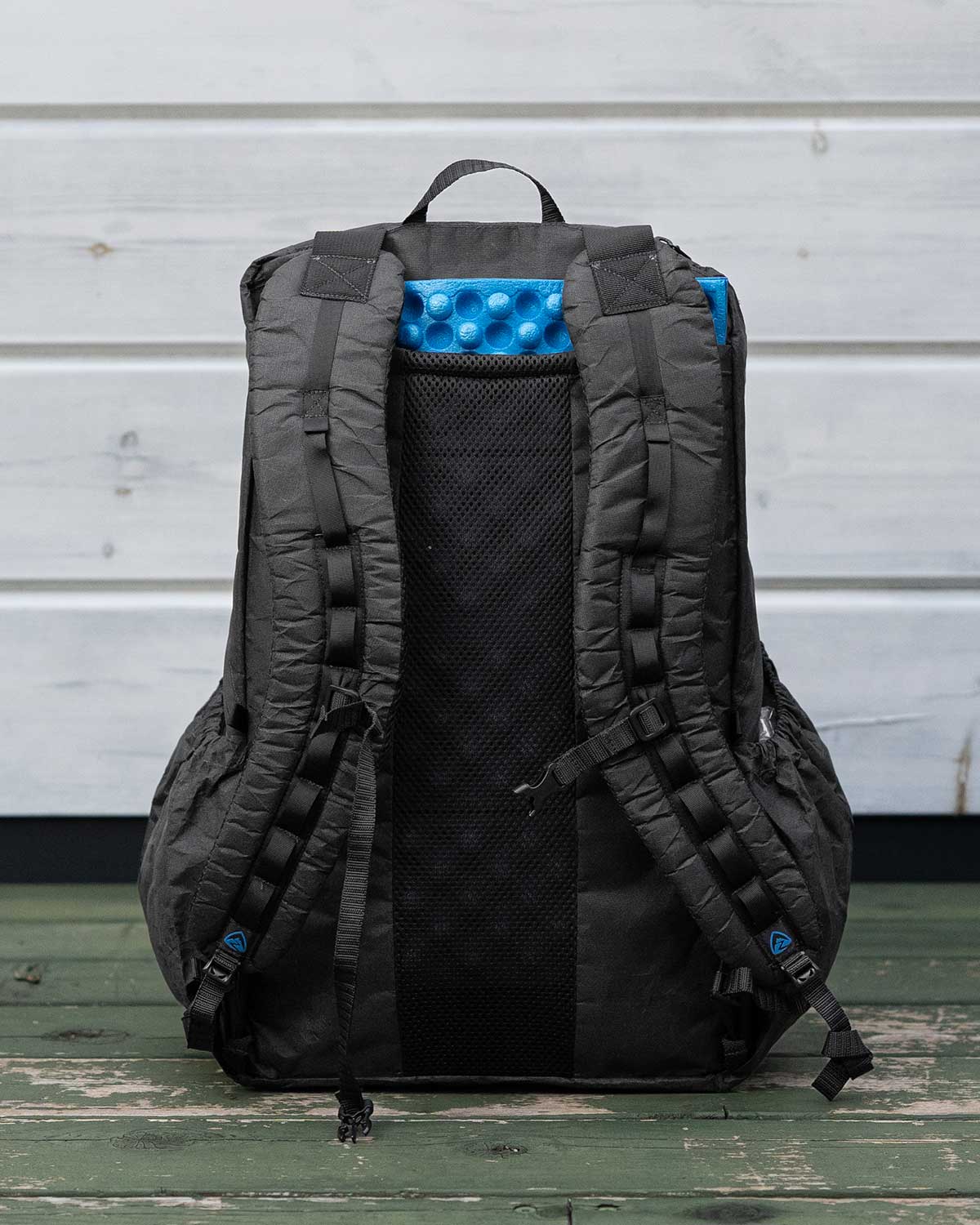 Zpacks Bagger Ultra 25L｜ミニマリストのための小型超軽量トラベル 