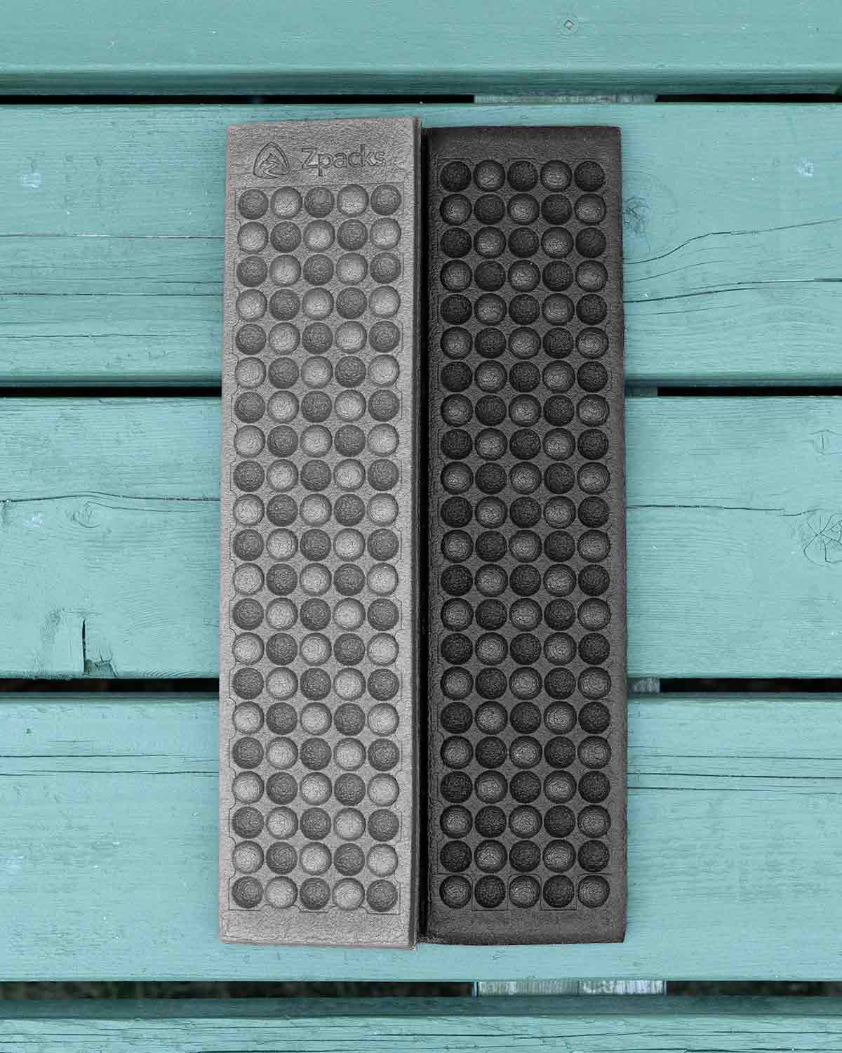 Zpacks Foam Sit Pad｜表面と裏面