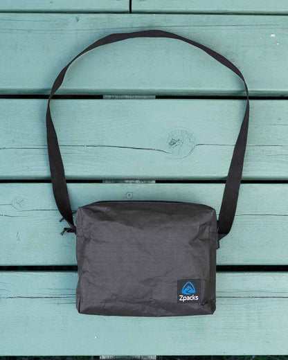 Zpacks Front Utility Pack Accessory｜製品画像（ショルダーバッグモード）