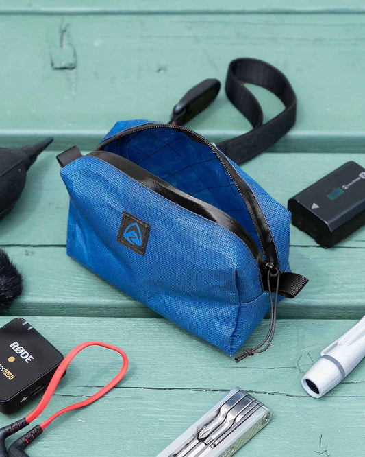 Zpacks Itty Bitty Ditty Bag｜製品画像（ポーチを開けて自立させた状態）