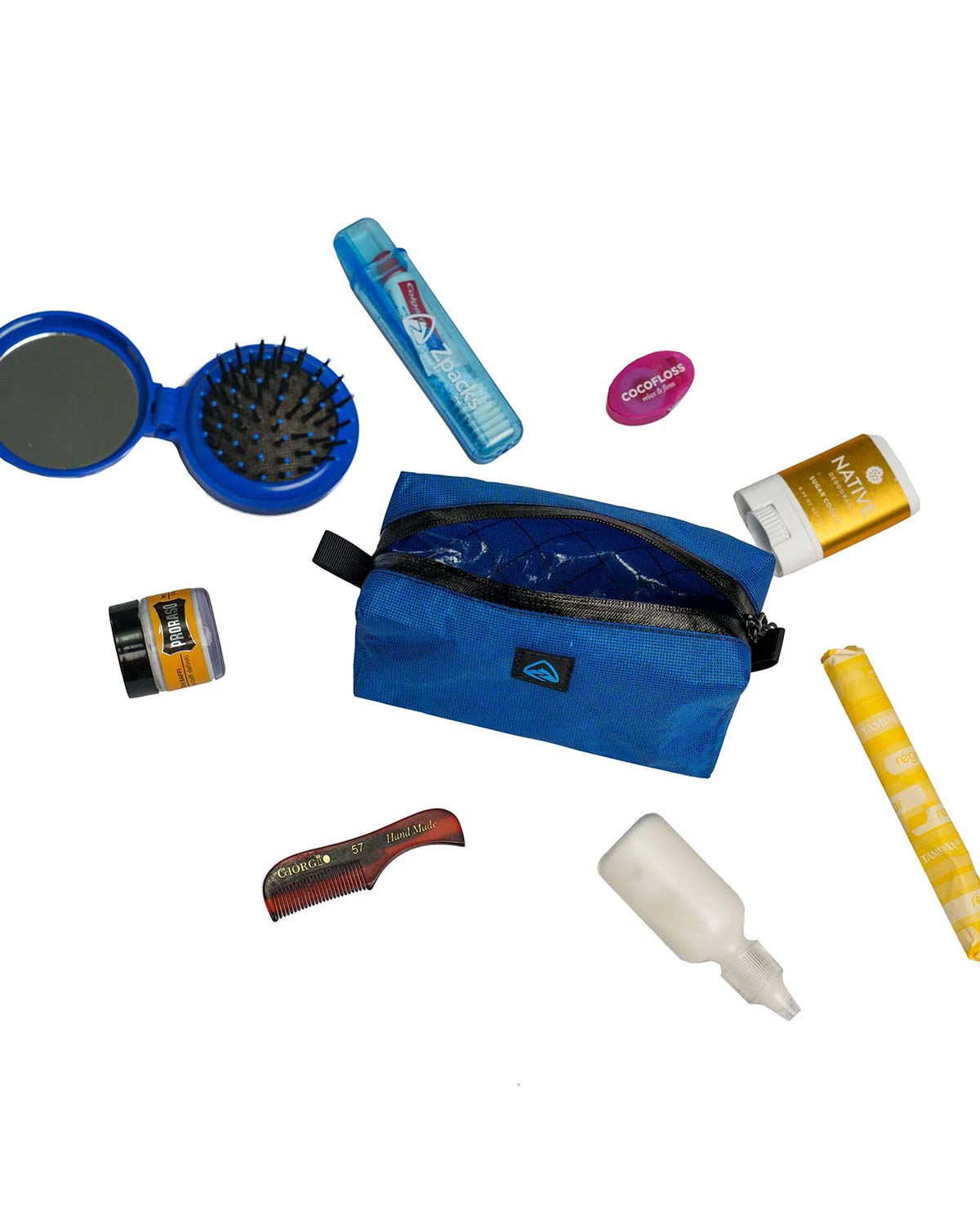 Zpacks Itty Bitty Ditty Bag｜トイレタリーグッズを並べた公式の使用イメージ
